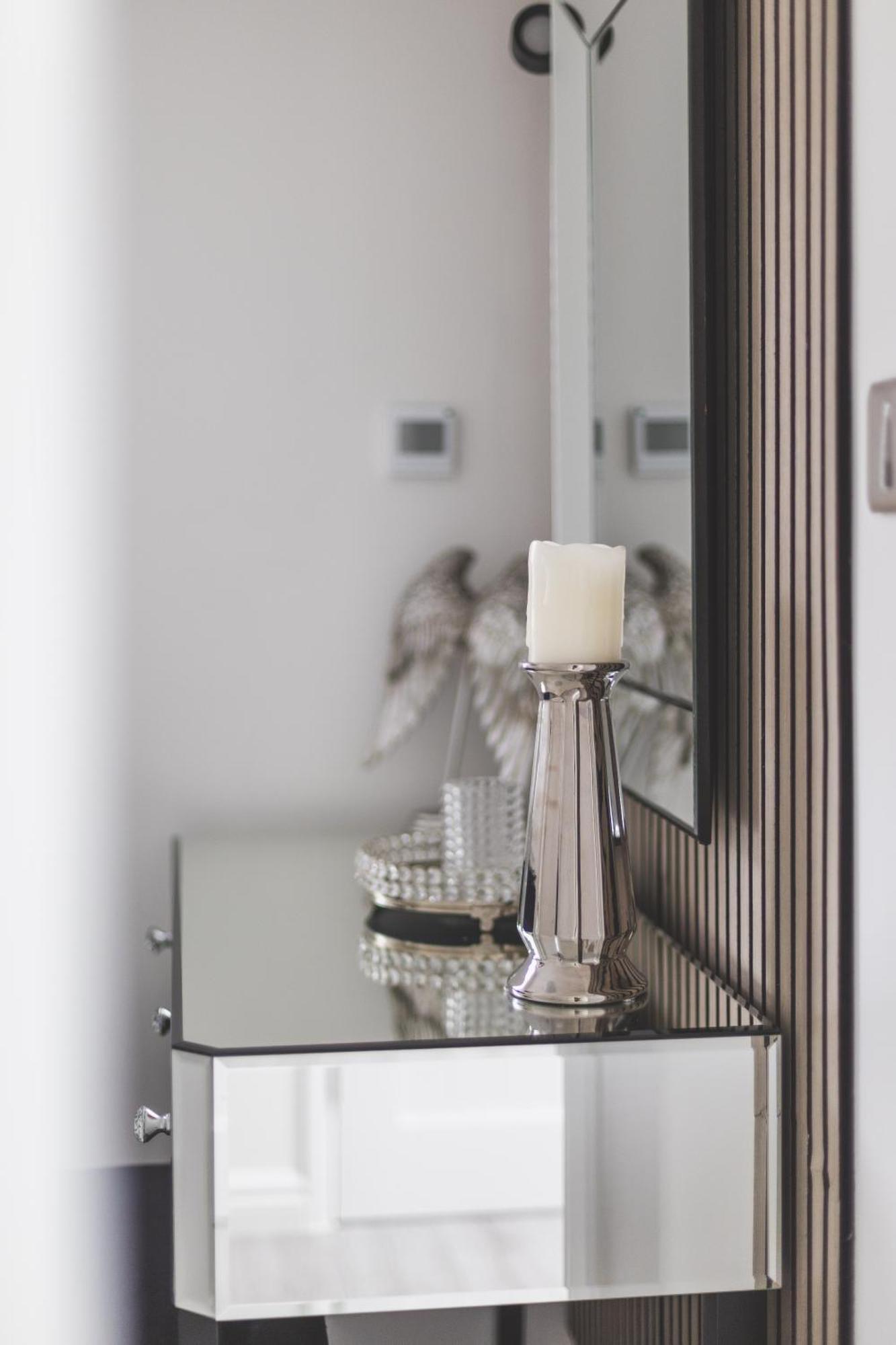 Appartement New! Modern 1-br House With Patio & Hottub , Chiswick